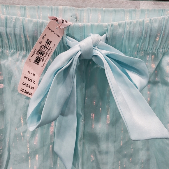 (J) Victoria's Secret Sleep Shorts NWT Size Medium - Picture 3 of 8